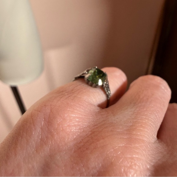 Vintage antique designer art deco Sterling silver emerald cut Green Glass Ring - Picture 17 of 17